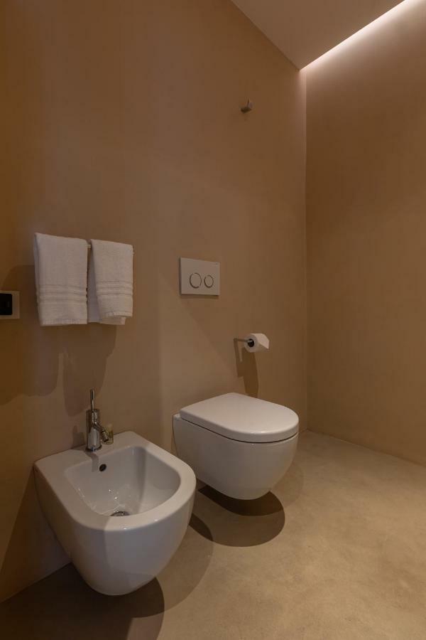 Beplace Garibaldi Suites Milano Exteriör bild